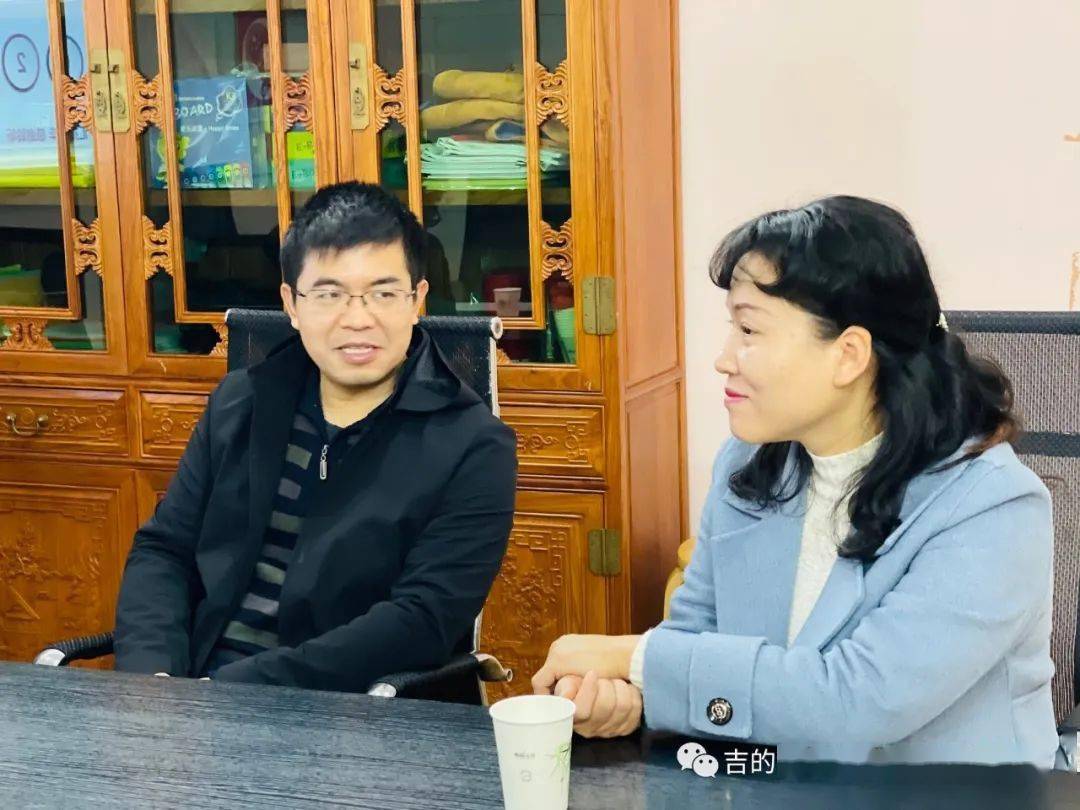 携手高校 共促发展—赣州师范高等专科学校“教育实践基地”签约授牌-火狐电竞官方网站(图5)
携手高校 共促发展—赣州师范高等专科学校“教育实践基地”签约授牌-火狐电竞官方网站(图5)