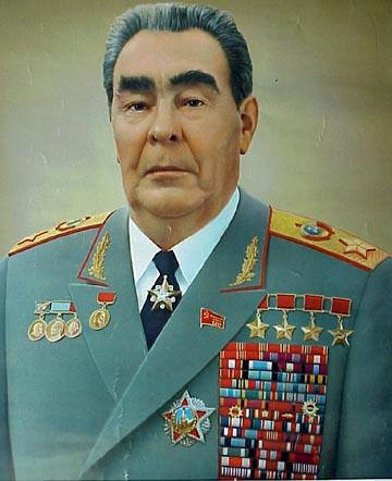 火狐电竞官方网站:冰山一角?日媒曝驻日美军基地虐待工人事件持续增加(图1) 火狐电竞